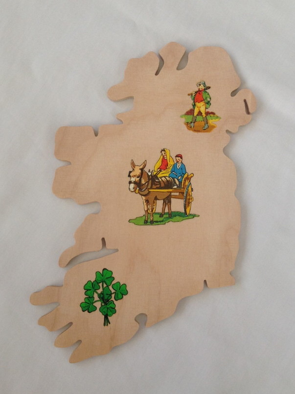 Ireland Map Wooden Souvenir Wall Plaque